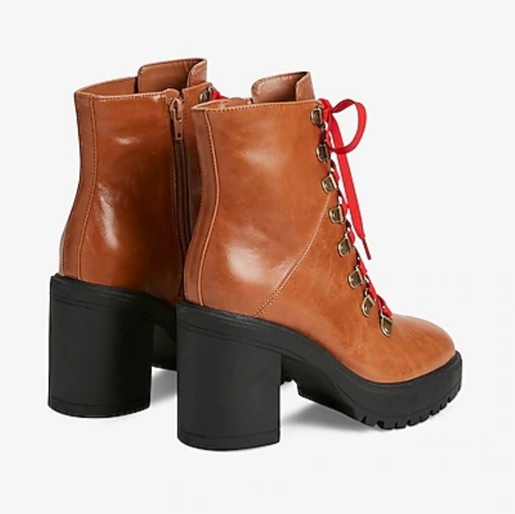 Edgy Steve Madden Red Laced Lugged Sole Booties - Picture 5 of 7